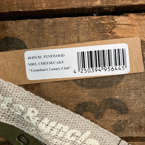 MRS. CHEESECAKE | Aunts & Uncles | Leather bag - Picture 6 of 6